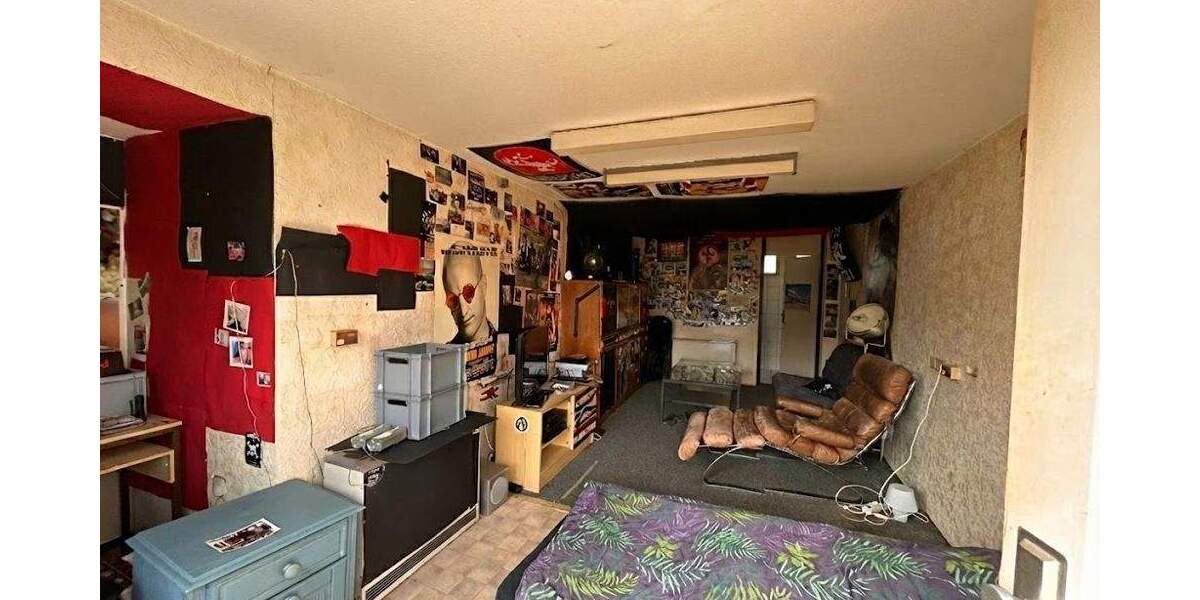 Einfamilienhaus Breitscheid-Gusternhain Gusternhain - 7 Zimmer, 188 m&sup2;, 159.000&euro; | Angebot:25685047