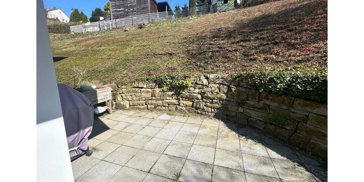 Hochparterre Siegen Dillnhütten - 3 Zimmer, 92 m&sup2;, 960&euro; | Angebot:25841783