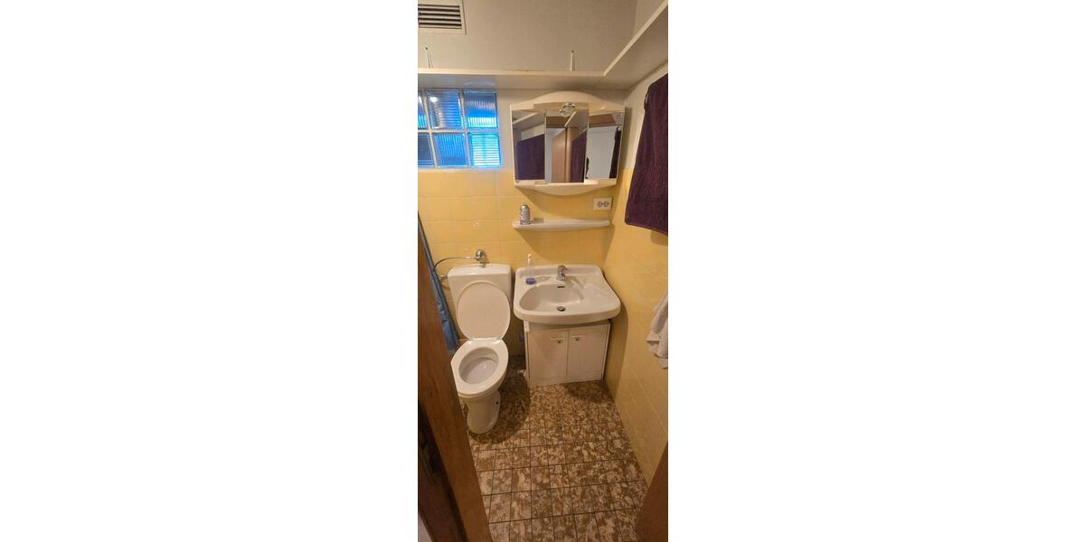 Dachgeschoßwohnung Siegen Eiserfeld - 1 Zimmer, 35 m&sup2;, 500&euro; | Angebot:25262495