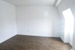 Dachgeschoßwohnung Siegen Dillnhütten - 3 Zimmer, 72 m&sup2;, 980&euro; | Angebot:26418889