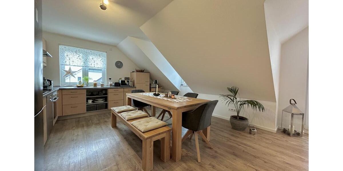 Dachgeschoßwohnung Olpe - 3 Zimmer, 96 m&sup2;, 995&euro; | Angebot:24536438