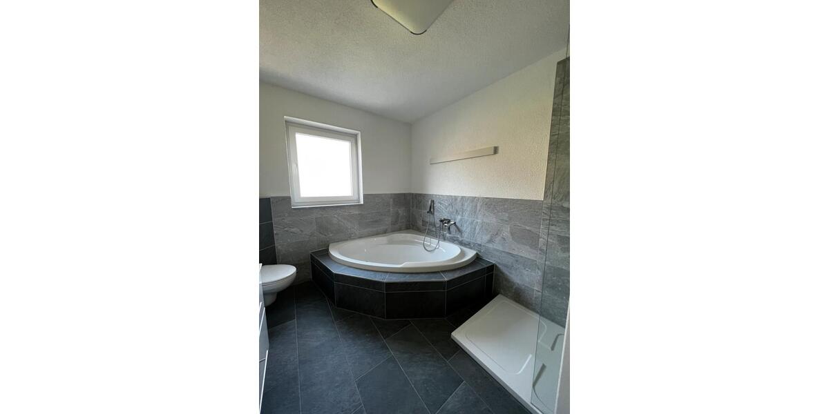 Etagenwohnung Olpe - 5 Zimmer, 120 m&sup2;, 800&euro; | Angebot:25999470