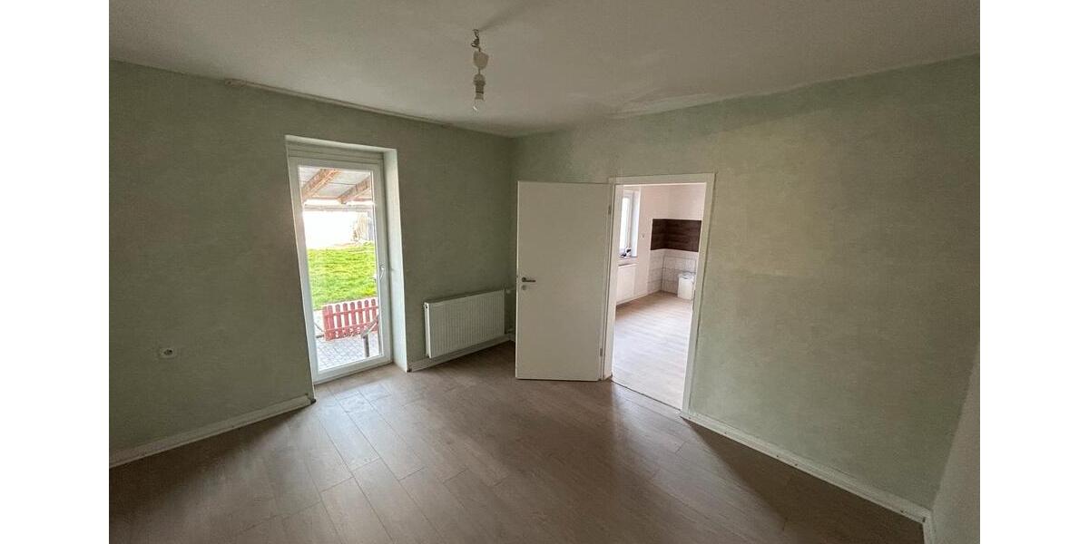 Reihenhaus Wissen - 7 Zimmer, 115 m&sup2;, 150.000&euro; | Angebot:26049997