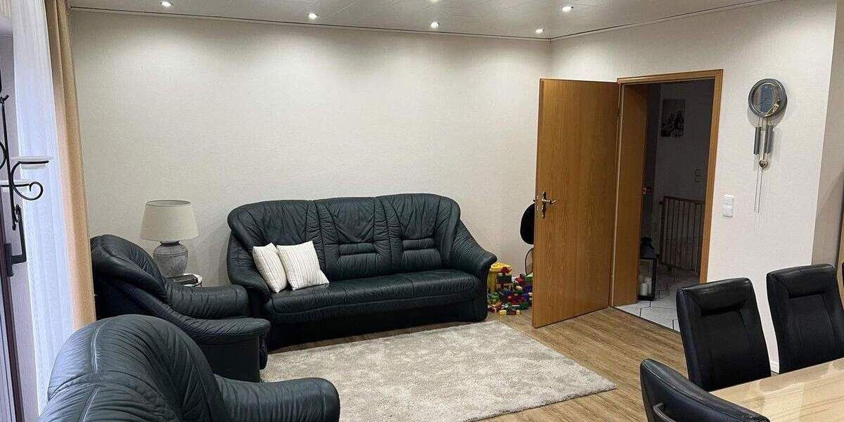 Einfamilienhaus Etzbach - 4 Zimmer, 140 m&sup2;, 420.000&euro; | Angebot:25797713