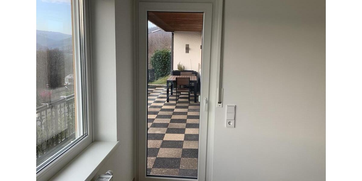 Erdgeschoßwohnung Siegen Eiserfeld - 2 Zimmer, 87 m&sup2;, 1.100&euro; | Angebot:25160878