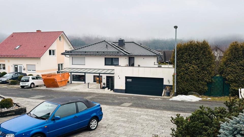 Villa Dillenburg Frohnhausen - 7 Zimmer, 418 m&sup2;, 688.000&euro; | Angebot:25218920