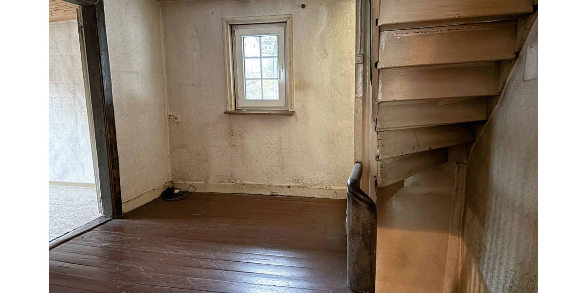 Einfamilienhaus Selbach - 1 Zimmer, 174 m&sup2;, 99.000&euro; | Angebot:25691803