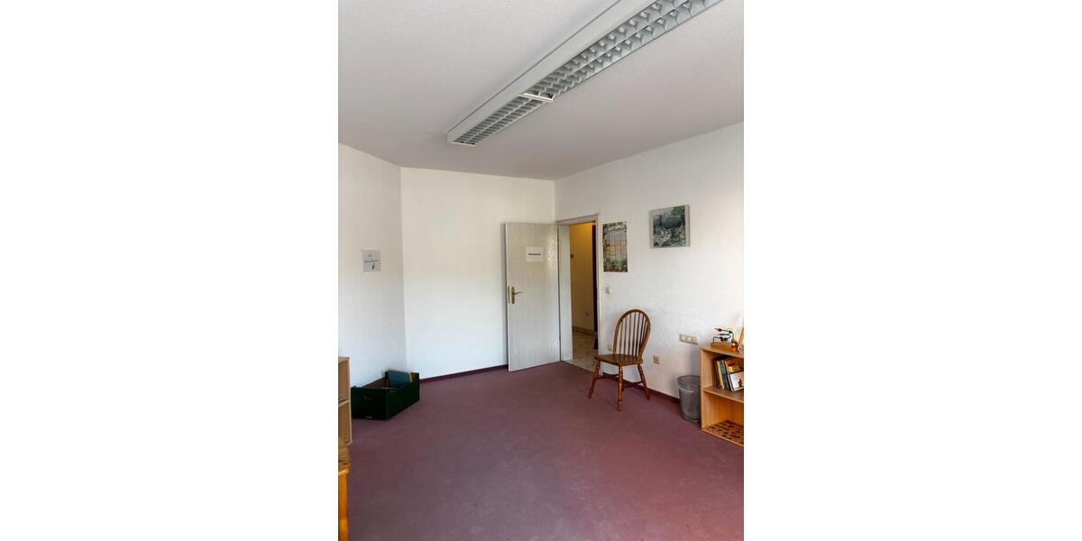 Erdgeschoßwohnung Wissen - 1 Zimmer, 97 m&sup2;, 700&euro; | Angebot:25994776