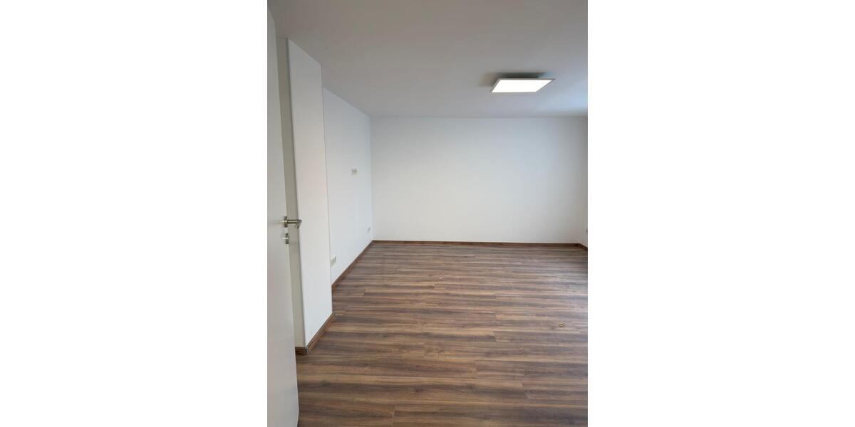 Erdgeschoßwohnung Siegen Kaan-Marienborn - 3 Zimmer, 70 m&sup2;, 700&euro; | Angebot:25292823