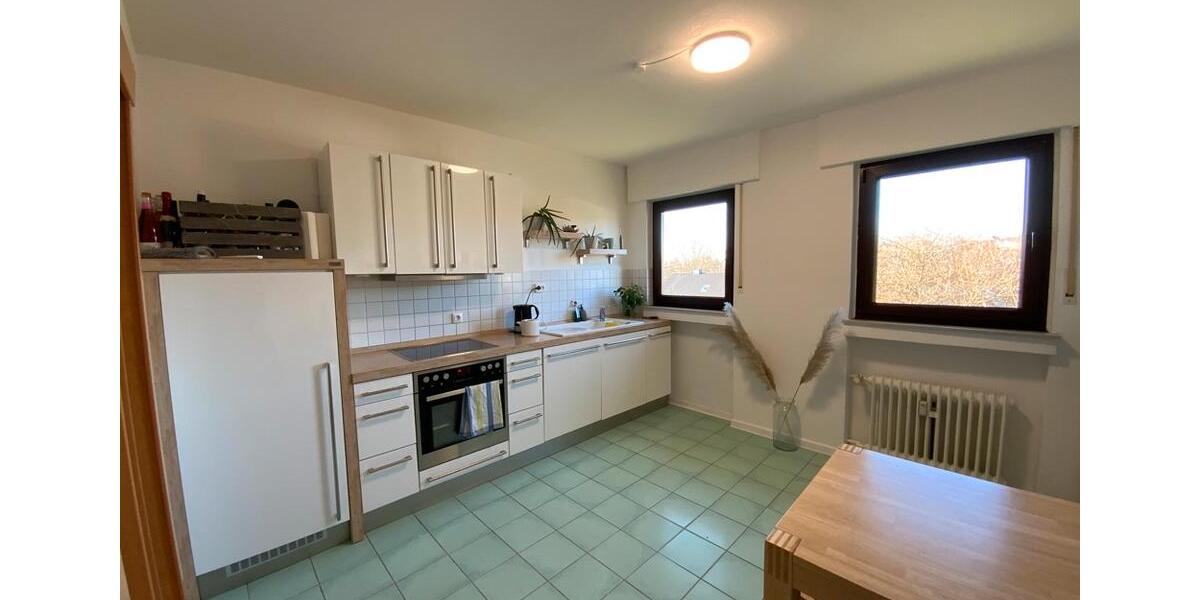 Etagenwohnung Hachenburg - 4 Zimmer, 100 m&sup2;, 825&euro; | Angebot:24862382