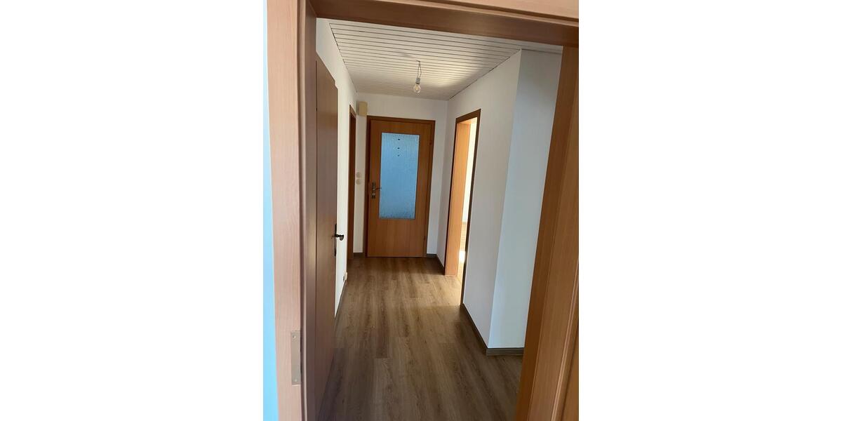 Dachgeschoßwohnung Siegen Kaan-Marienborn - 3 Zimmer, 58 m&sup2;, 470&euro; | Angebot:26395430