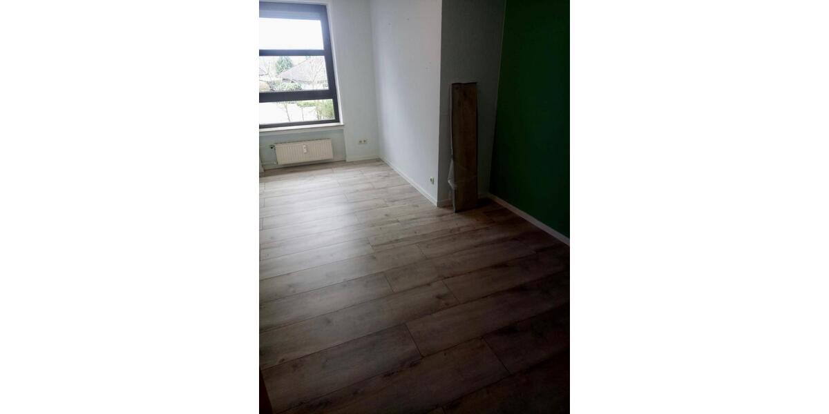 Etagenwohnung Wenden - 2 Zimmer, 78 m&sup2;, 850&euro; | Angebot:25988570