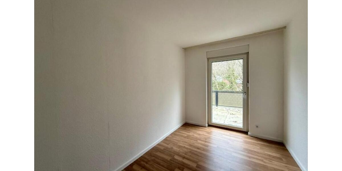Etagenwohnung Siegen Eiserfeld - 8 Zimmer, 171 m&sup2;, 2.050&euro; | Angebot:25721985
