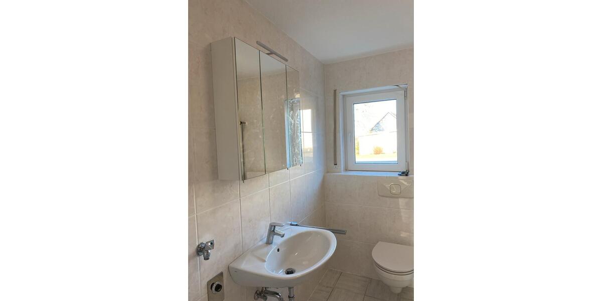 Erdgeschoßwohnung Pracht - 2 Zimmer, 62 m&sup2;, 786&euro; | Angebot:25902437