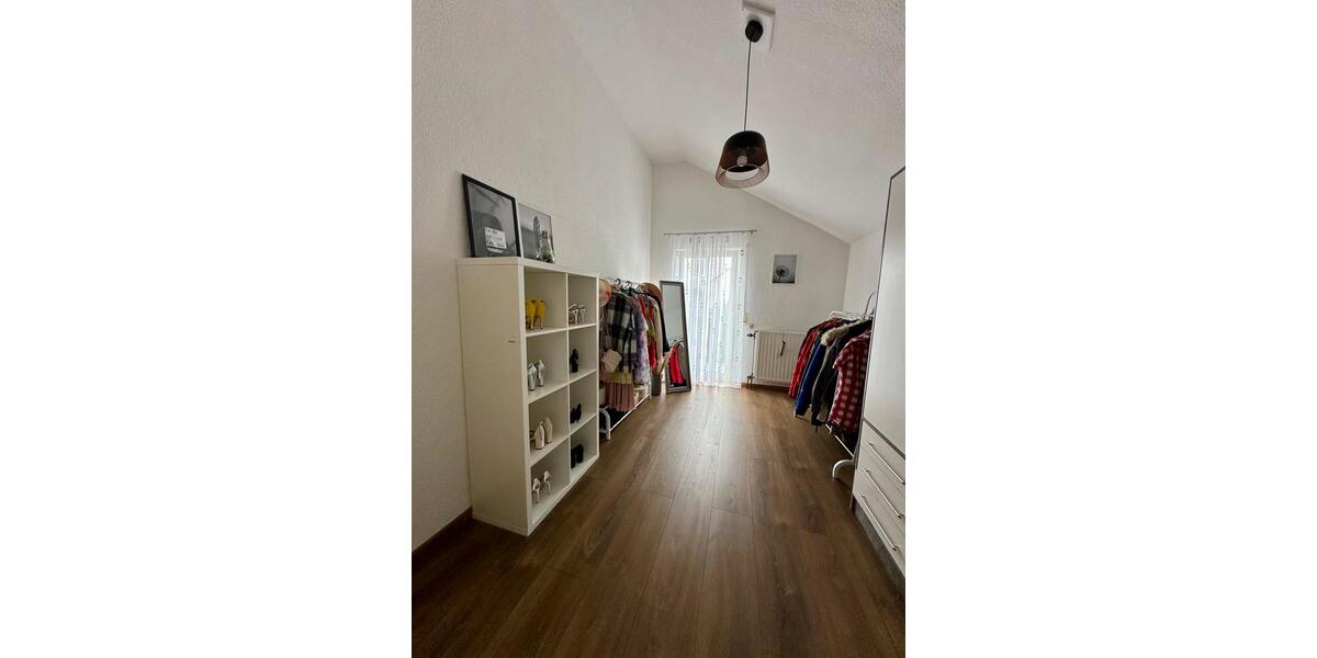 Doppelhaushälfte Nauroth - 5 Zimmer, 125 m&sup2;, 267.000&euro; | Angebot:26040139