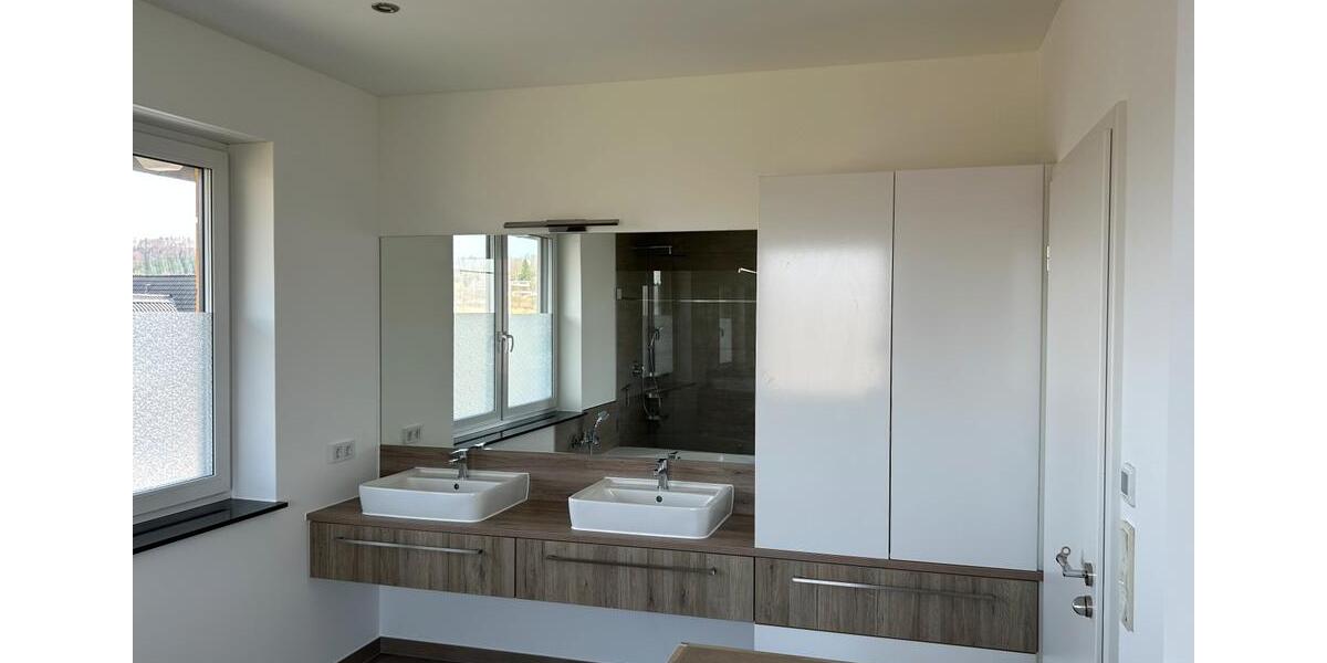 Etagenwohnung Siegen Kaan-Marienborn - 3 Zimmer, 117 m&sup2;, 445.000&euro; | Angebot:23012250