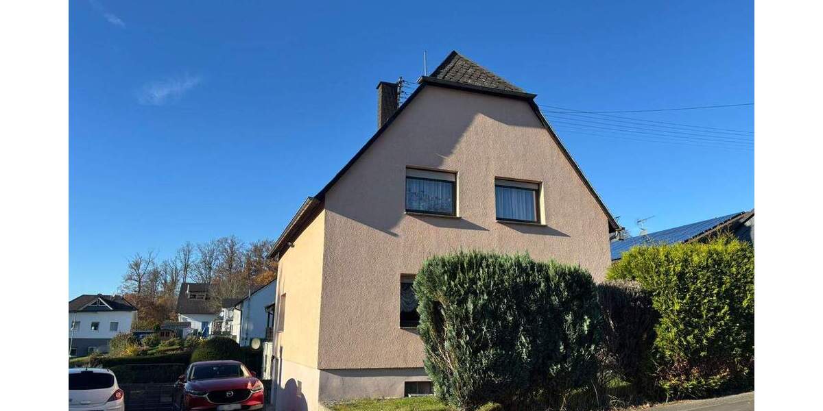 Einfamilienhaus Birken-Honigsessen Honigsessen - 6 Zimmer, 129 m&sup2;, 240.000&euro; | Angebot:25738121