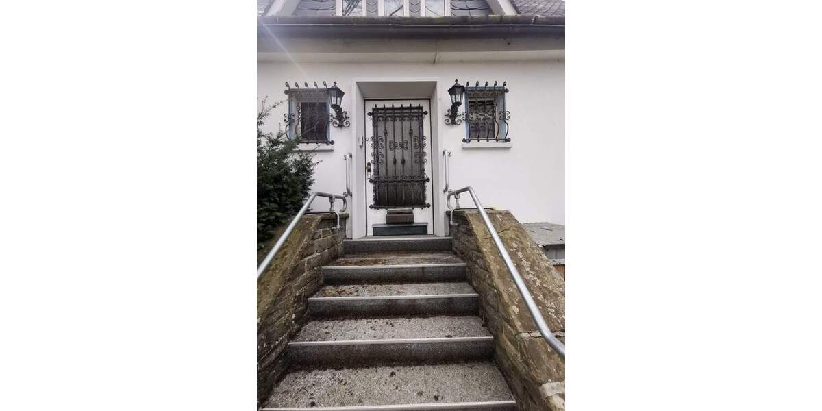 Mehrfamilienhaus, Wohnhaus Derschen - 9 Zimmer, 330.000&euro; | Angebot:25689028