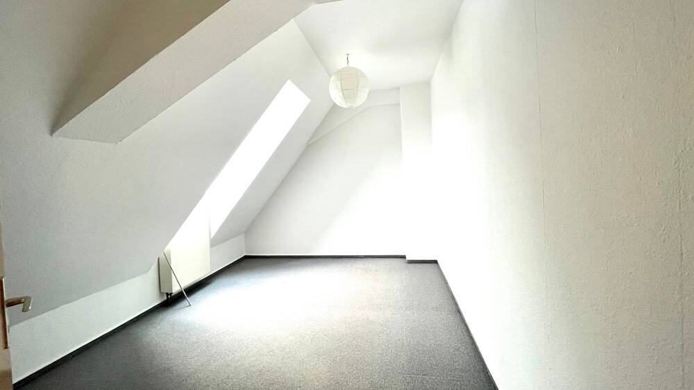 Mehrfamilienhaus, Wohnhaus Lennestadt / Bonzel Bonzel - 1 Zimmer, 337 m&sup2;, 299.000&euro; | Angebot:25736033