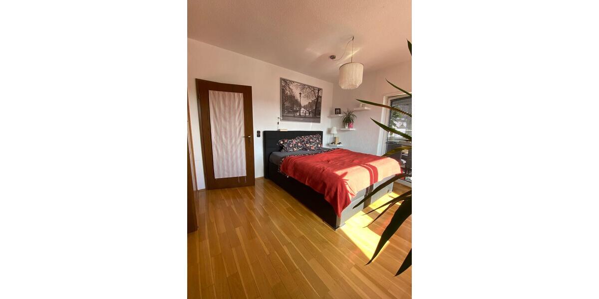 Erdgeschoßwohnung Siegen - 3 Zimmer, 85 m&sup2;, 892&euro; | Angebot:25891434