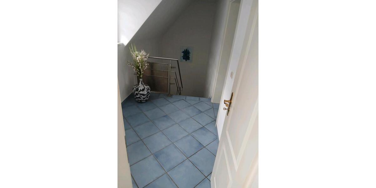 Etagenwohnung Siegen Kaan-Marienborn - 2 Zimmer, 85 m&sup2;, 840&euro; | Angebot:25635991