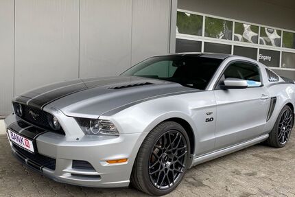 Ford Mustang 14.600 km 29.900 &euro; Hilchenbach 57271