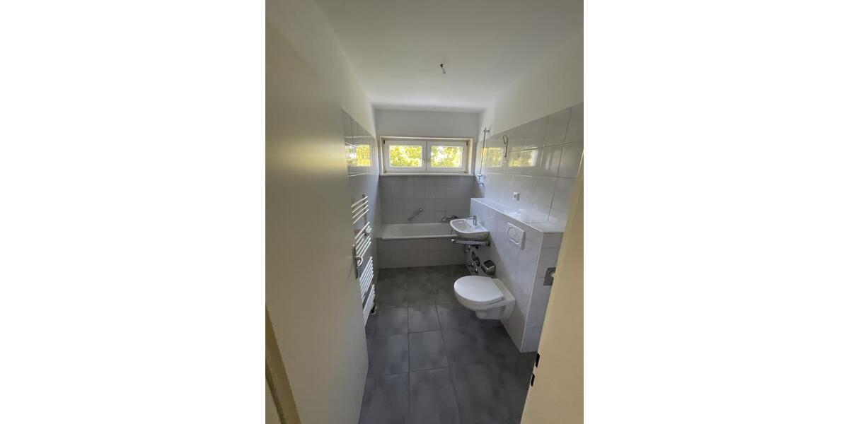 Etagenwohnung Neunkirchen - 3 Zimmer, 74 m&sup2;, 350&euro; | Angebot:22402325