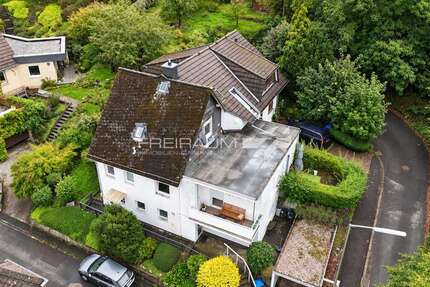 Haus Siegen Kaan-Marienborn - 10 Zimmer, 252 m&sup2;, 435.000&euro; | Angebot:27493362