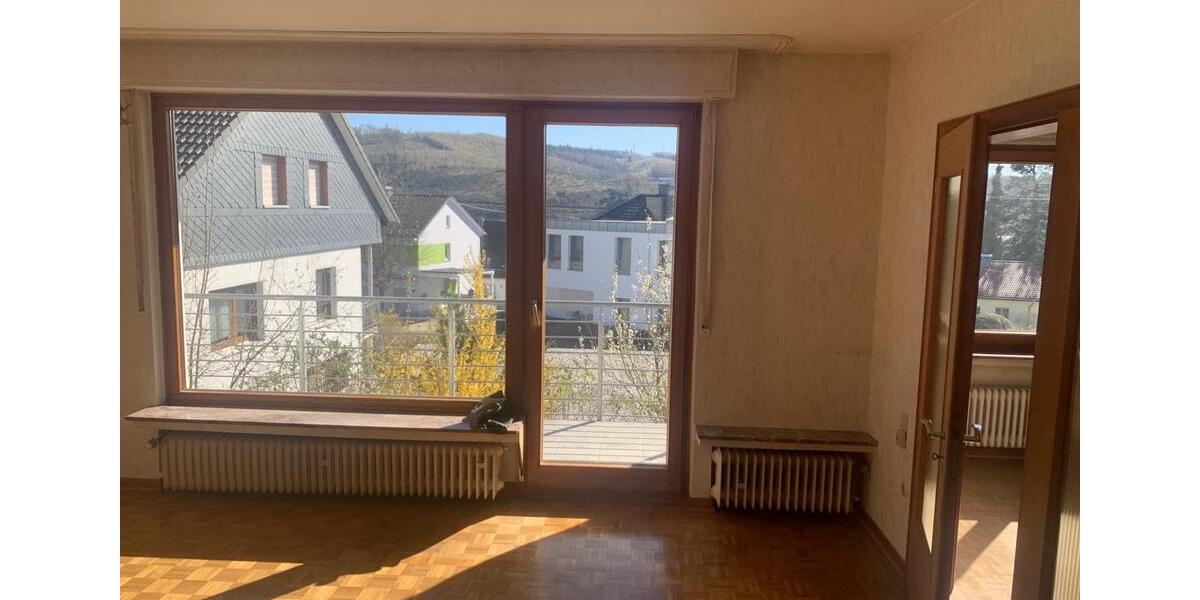 Einfamilienhaus Netphen - 5 Zimmer, 120 m&sup2;, 180.000&euro; | Angebot:26685868