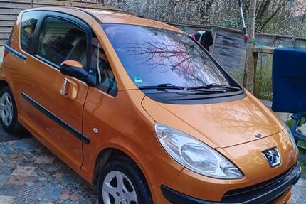 Peugeot 1007 123.000 km 2.299 &euro; Waldbröl 51545