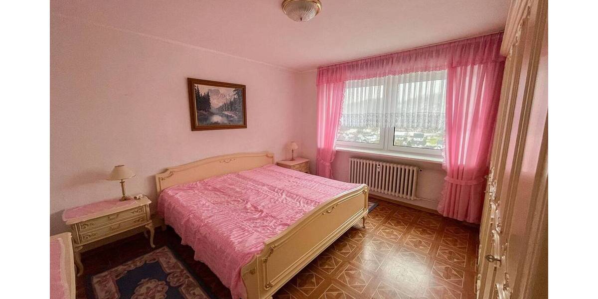 Etagenwohnung Siegen / Langenholdinghausen Langenholdinghausen - 3 Zimmer, 76 m&sup2;, 125.000&euro; | Angebot:25691922