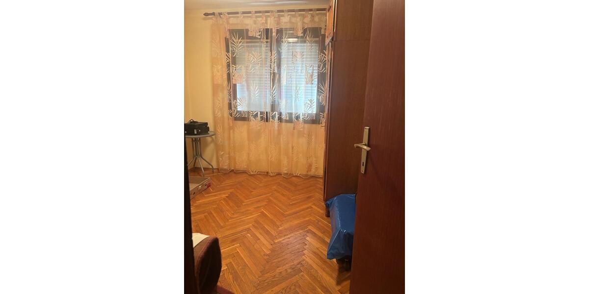 Etagenwohnung Siegen - 3 Zimmer, 78 m&sup2;, 650&euro; | Angebot:23803815