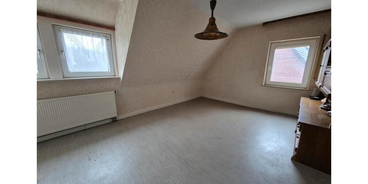 Einfamilienhaus Wilnsdorf - 5 Zimmer, 137 m&sup2;, 280.000&euro; | Angebot:25611969