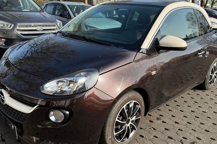 Opel Adam 73.000 km 6.990 &euro; Eschenburg - Hirzenhain Bahnhof 35713