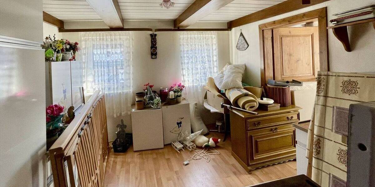 Doppelhaushälfte Kirchhundem / Heinsberg Heinsberg - 1 Zimmer, 196 m&sup2;, 130.000&euro; | Angebot:25688448