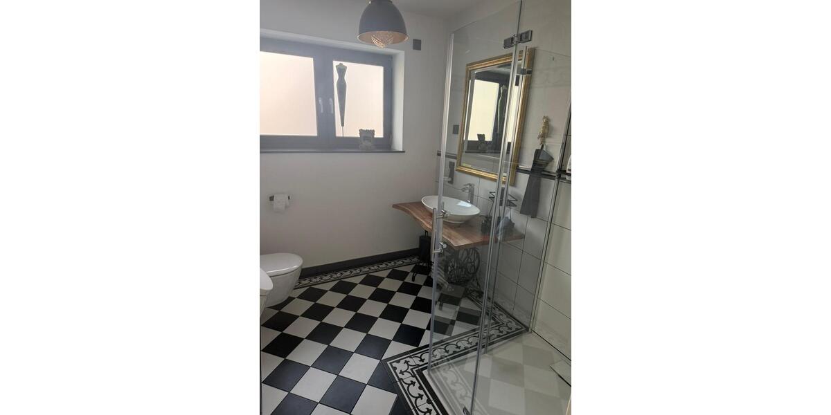 Villa Dillenburg Frohnhausen - 7 Zimmer, 418 m&sup2;, 688.000&euro; | Angebot:25218920