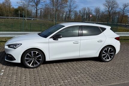 Seat Leon 99.999 km 17.399 &euro; Olpe 57462