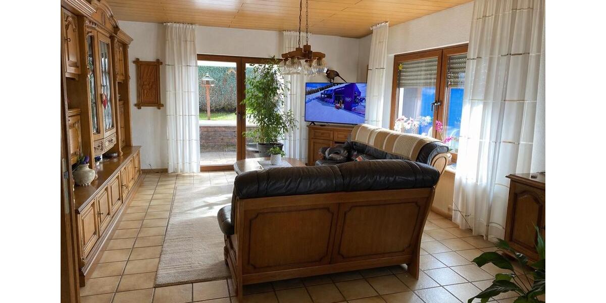 Doppelhaushälfte Netphen - 6 Zimmer, 120 m&sup2;, 310.000&euro; | Angebot:24708882