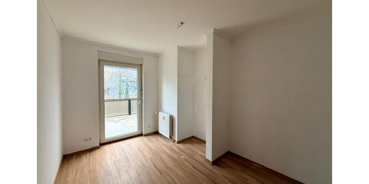 Etagenwohnung Siegen Eiserfeld - 8 Zimmer, 171 m&sup2;, 2.050&euro; | Angebot:25721985