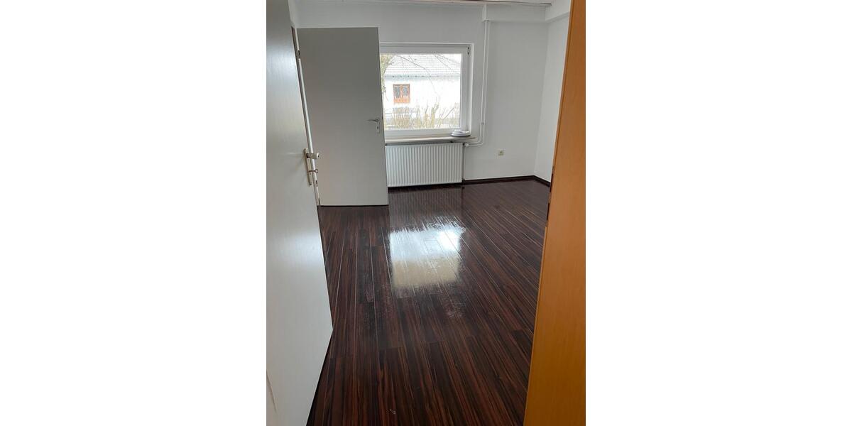 Einfamilienhaus Hachenburg - 7 Zimmer, 170 m&sup2;, 420.000&euro; | Angebot:25294518