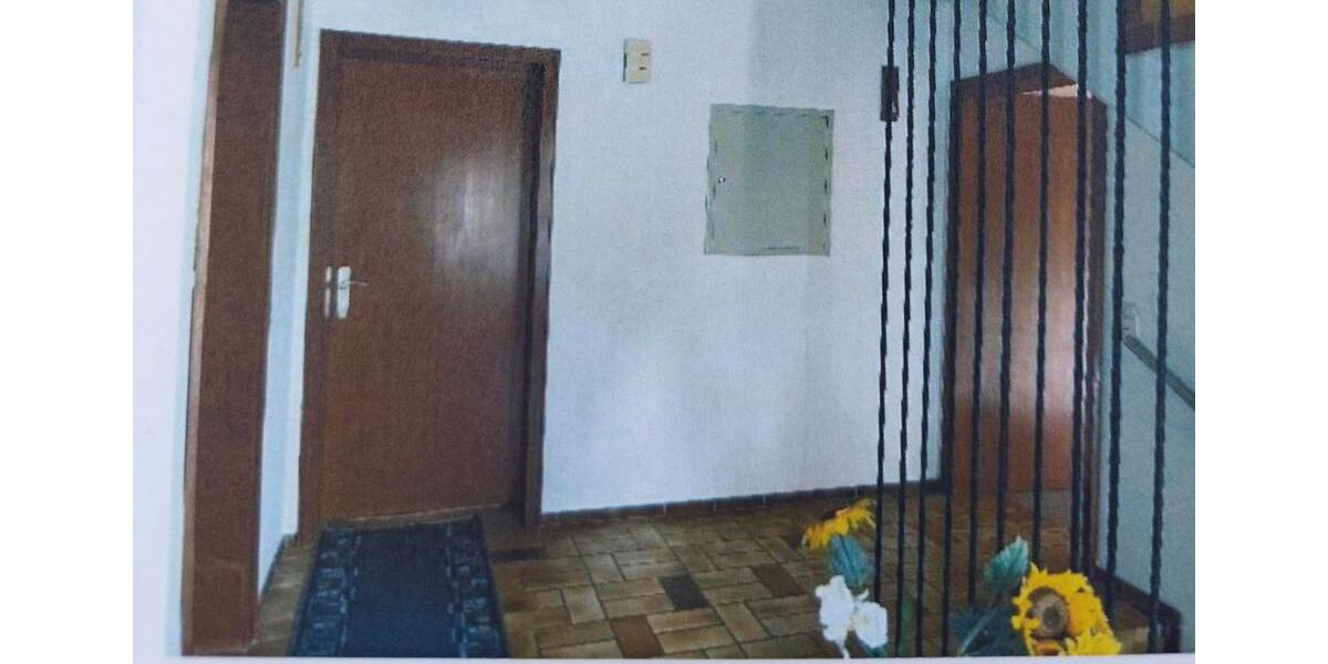 Einfamilienhaus Burbach - 9 Zimmer, 180 m&sup2;, 360.000&euro; | Angebot:26766273