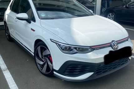 VW Golf 35.000 km 28.750 &euro; Herborn 35745
