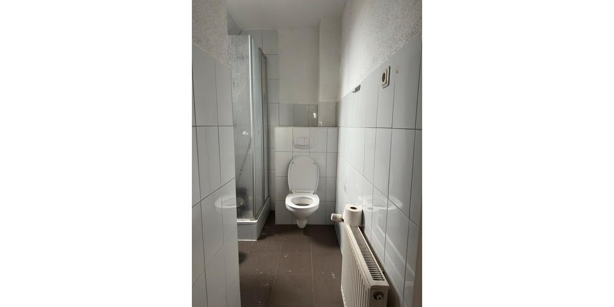Dachgeschoßwohnung Siegen Dillnhütten - 2 Zimmer, 70 m&sup2;, 600&euro; | Angebot:26485677