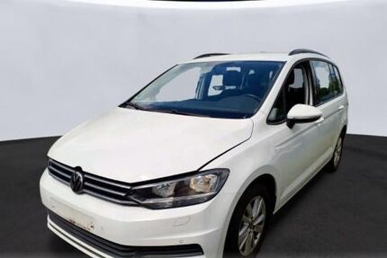 VW Touran 25.342 km 26.990 &euro; Herborn 35745