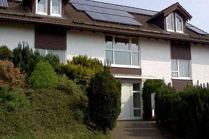 Haus Netphen - 11 Zimmer, 298 m&sup2;, 850.000&euro; | Angebot:26630473