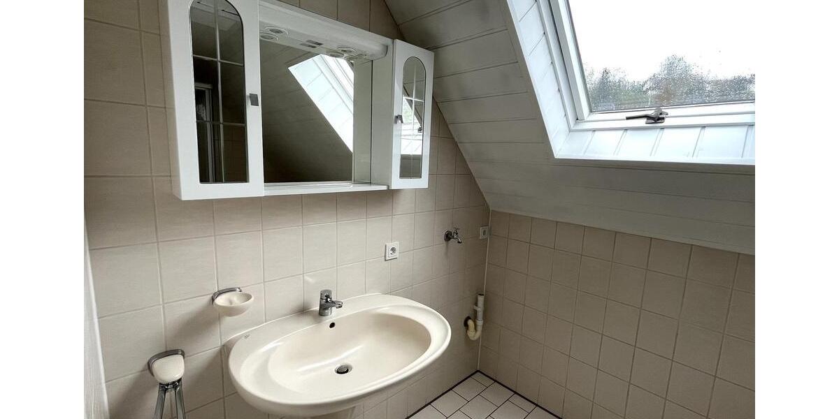 Etagenwohnung Kirchhundem - 2 Zimmer, 90 m&sup2;, 780&euro; | Angebot:22943823