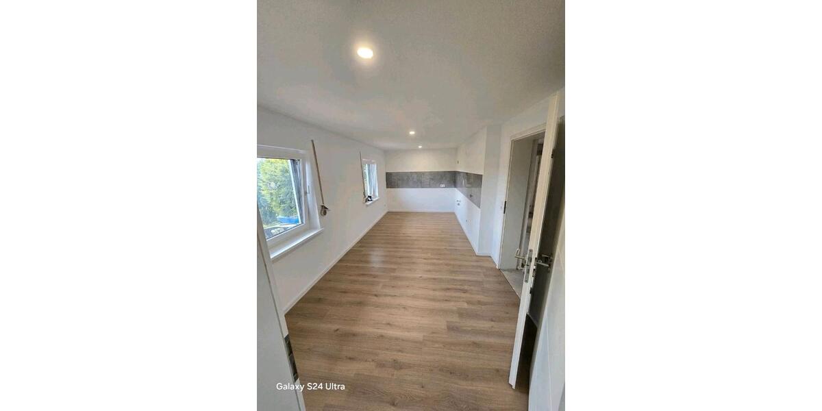 Etagenwohnung Dietzhölztal - 3 Zimmer, 100 m&sup2;, 700&euro; | Angebot:25960498