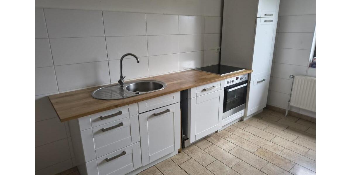 Dachgeschoßwohnung Weitefeld - 3.5 Zimmer, 80 m&sup2;, 660&euro; | Angebot:25931550