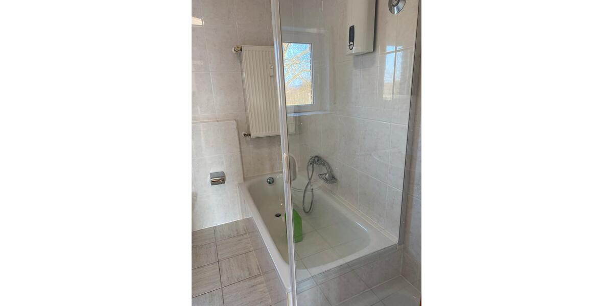 Erdgeschoßwohnung Pracht - 2 Zimmer, 62 m&sup2;, 786&euro; | Angebot:25902437