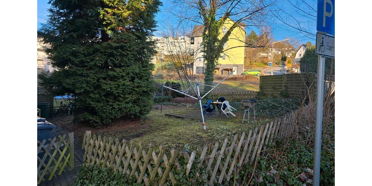 Dachgeschoßwohnung Netphen - 3 Zimmer, 69 m&sup2;, 650&euro; | Angebot:25081385